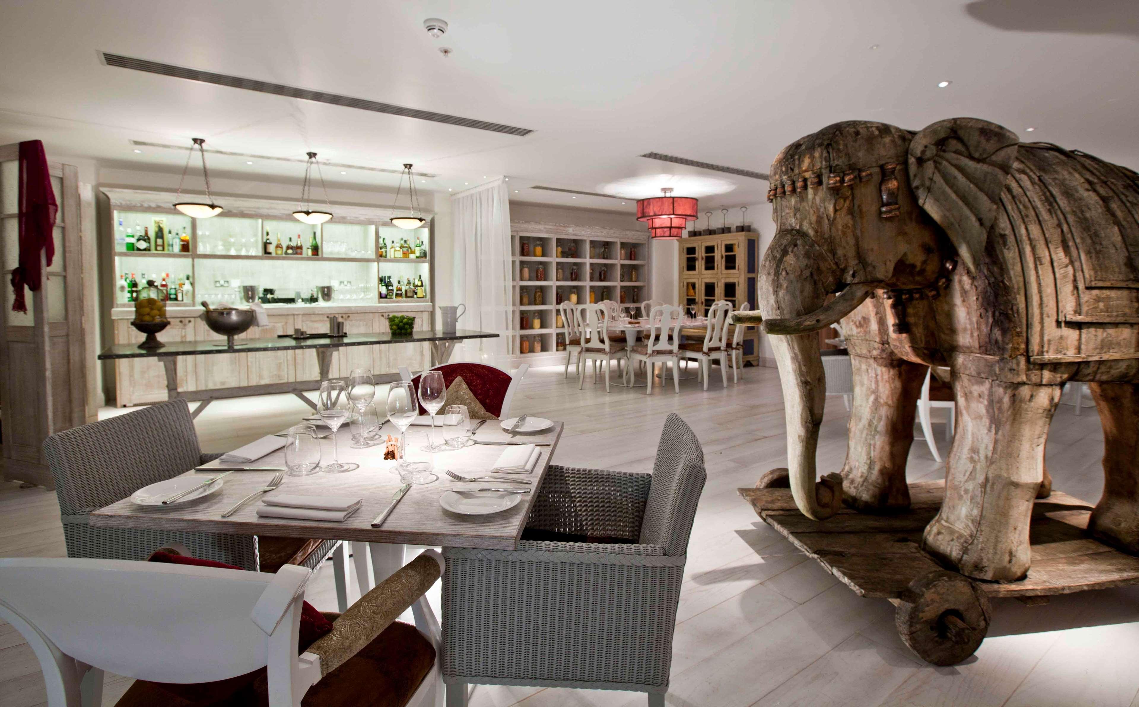 Hilton London Heathrow Airport Terminal 5 Hotel Hillingdon Restaurante foto